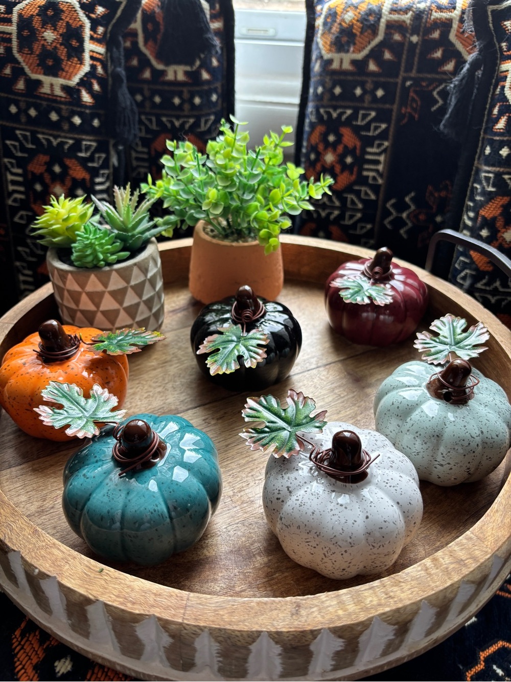 Ceramic Pumpkins with metal foilage 6